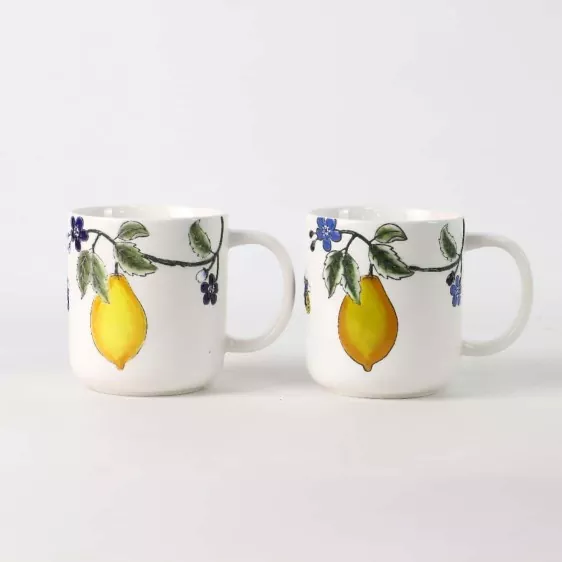 Əl ilə rənglənmiş keramika kupası