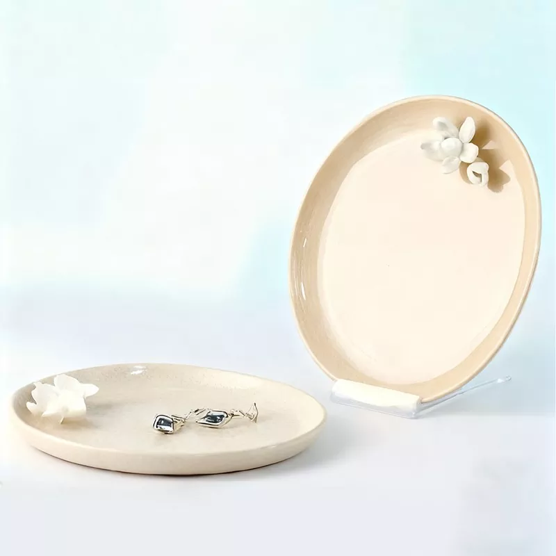 Minimalist insta keramika zərgərlik yeməyi