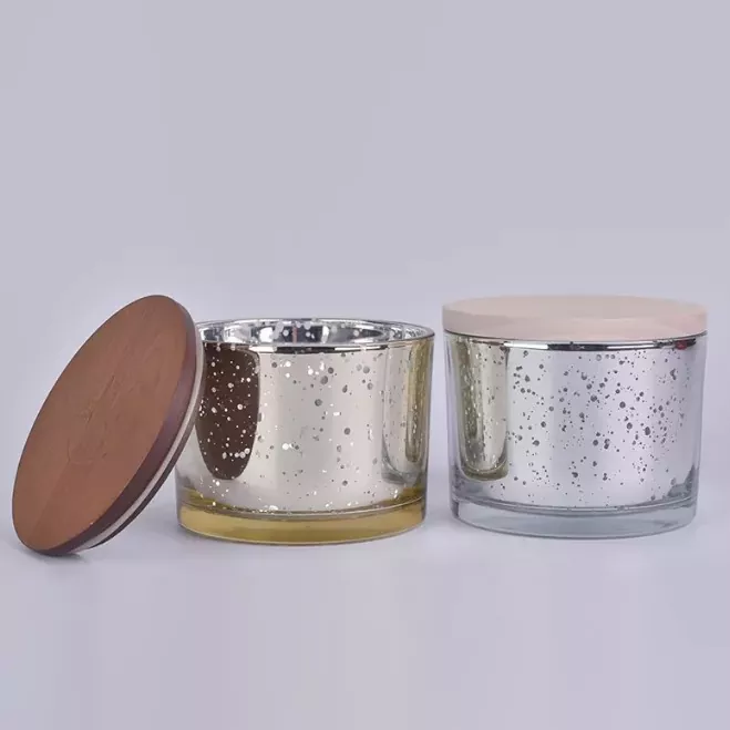 Dəyirmi şüşə şam sahibi