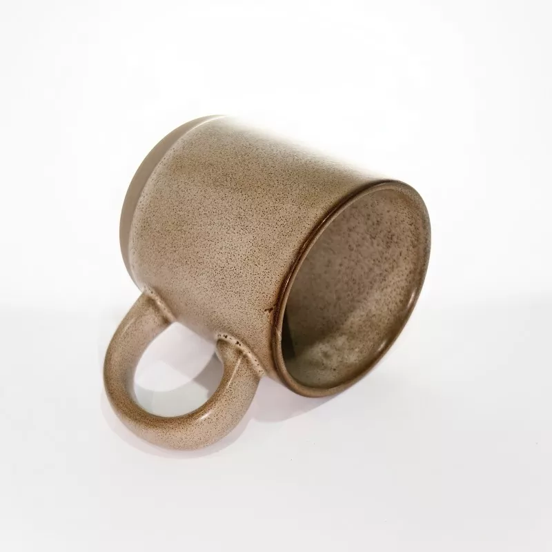 Sadə Müasir Seramik Səyahət Kupası